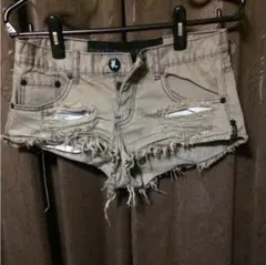 one tea spoon ショートパンツ