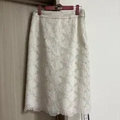 【ROPE】花柄レースタイトスカートのサムネイル