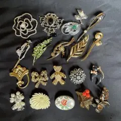 ヴィンテージ風ブローチセット