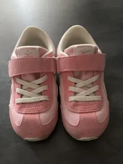 キッズシューズ ピンク マジックテープ