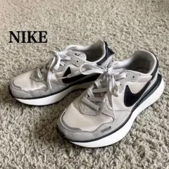 【美品】NIKE フェニックスワッフル 23.5 ベージュ ブラックのサムネイル