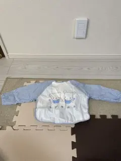 familiar　袖付エプロン　食事用　折り畳み巾着付