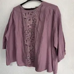 美品】✳︎BEARDSLEY ボタニカル刺繍カットソー 七分袖 グレー 