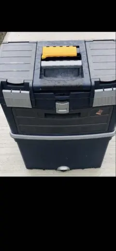 Item thumbnail for item 7bc4ad10-90c3-414a-9537-d76a5a3a9f2e