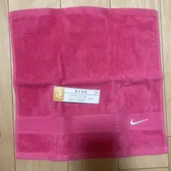 NIKE フェイスタオル ピンク 吸水速乾のサムネイル