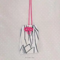 tulipani お守り袋　おまもり　御守り　handmade ミナペルホネンのサムネイル