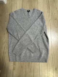 vネックニット グレー