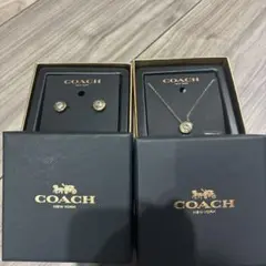 COACH ネックレス ピアス セット ゴールドカラーのサムネイル