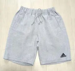 アディダス　デサント　ショートパンツ　Lのサムネイル