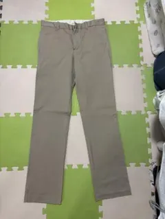 GAP EXTRASLIM FIT ベージュチノパン 73x81