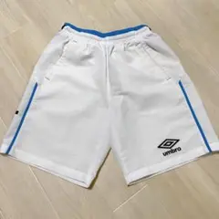 umbro ホワイトハーフパンツ　キッズ　160