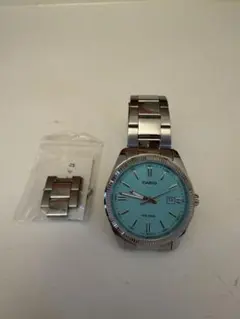 CASIO ティファニーブルー　腕時計のサムネイル