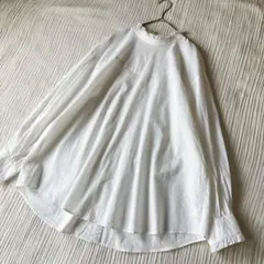 グリーンレーベルリラクシング　フリルネック ブラウス　ホワイト