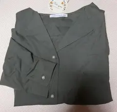 ☆美品☆イーハイフンワールドギャラリー　ブラウン　長袖　カーキ色　フリーサイズ