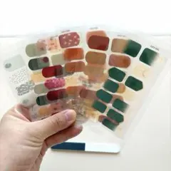 ネイルシール6種類 手用ヤスリ付きパーティードレスアップおしゃれ