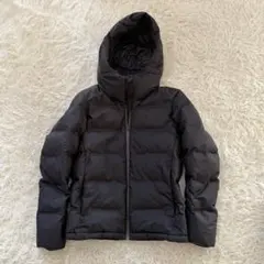 今期 UNIQLO 黒 フード付 シームレス ダウン ジャケット XL パーカー