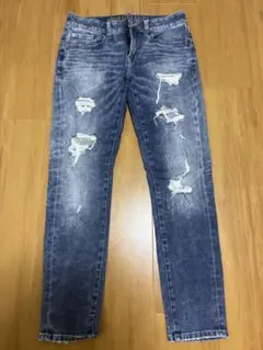 AMERICAN EAGLE OUTFITTERS ダメージスキニージーンズ