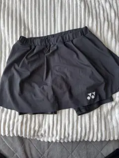 美品＊YONEXヨネックス＊エメラルドグリーンのトップスと紺のメッシュ