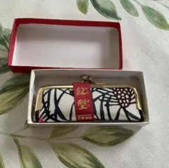 Item thumbnail for item 797f4fab-d274-4688-8ce0-56038e7beb92