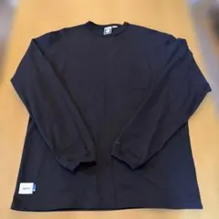 最終値下げ‼️UNDEFEATED 長袖Tシャツ 黒 M ポケット付き 一度着用のサムネイル