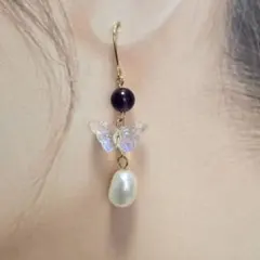 ■週末限定セール中　淡水パールピアス　アメジストと虹色蝶々のガラスビーズ付き