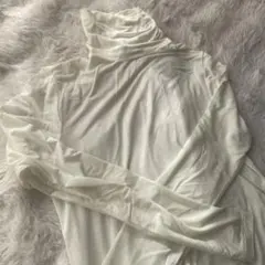 ユニクロ　ヒートテックタートルネック　白　L