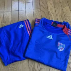 adidas ピステ・ウィンドブレーカー 青