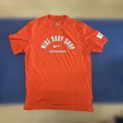 NIKE ナイキ Dri-FIT ボディ ショップ Tシャツ オレンジ Mサイズ