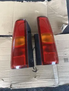 ニッサン ダットサントラック D22用リアレンズ 左右　ダットラ　DATSUN ニッサン ダットサントラック D22用リアレンズ 左右 ダットラ DATSUN