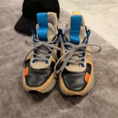 バーニーズニューヨーク購入/Vibramソール スニーカーのサムネイル