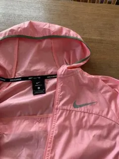 NikeShield フード付きウィンドブレーカー Sサイズ ピンク