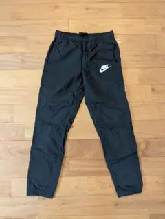 Nike 黒 ロングパンツKIDS Mサイズ