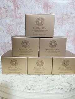 PERFECT ONE 薬用リンクルストレッチジェル 50gのサムネイル