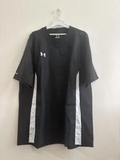 UNDAR ARMOUR シャカシャカTシャツ
