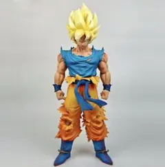 ドラゴンボール　孫悟空　初スーパーサイヤ人　フィギュア