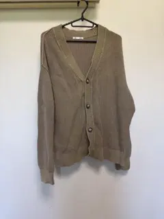 GU カーディガン ベージュ Mサイズのサムネイル