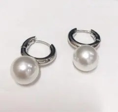 パールフープピアス 大ぶり シルバー 大人かわいい お呼ばれ 春夏コーデ