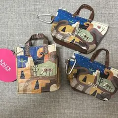 カルディ　伝説カラビナ付きミニバッグ　エコバッグ伝説柄 ミニミニミニクランチ
