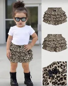 ヒョウ柄スカート