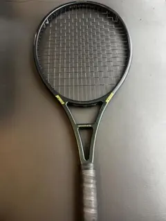 Prince PHANTOM GRAPHITE 100 グリップ2