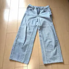 GU ローライズバギージーンズ　ブルー