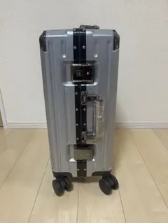 超軽量スーツケース TSAロック搭載 8輪のサムネイル