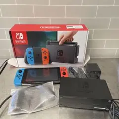 ニンテンドースイッチ　本体 ネオンブルー ネオンレッドのサムネイル