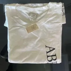 Abercrombie & Fitch Tシャツ ホワイトのサムネイル