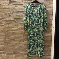 極美品 forte_forte オリーブグリーン 花柄 ロングワンピース - メルカリ