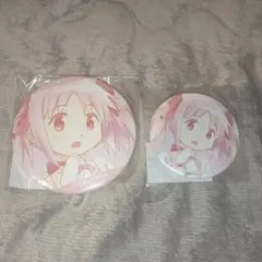【未開封】魔法少女まどか☆マギカ 鹿目まどか 缶バッジ 100mm&75mm