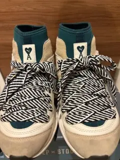 【SALE価格】AMI PARIS×pumaスニーカー 26.0cmのサムネイル