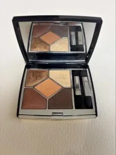 Dior アイシャドウパレット　サンク クルール クチュール439 Copper