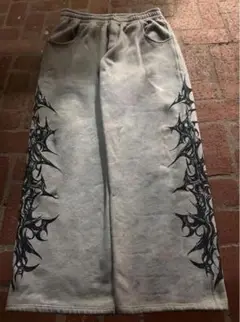 スウェットパンツ　menesjadedlondonacnestudios似