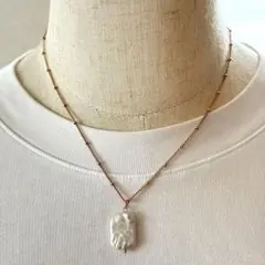 レクタングル淡水パールのネックレス　バロックパール　ピンクゴールド